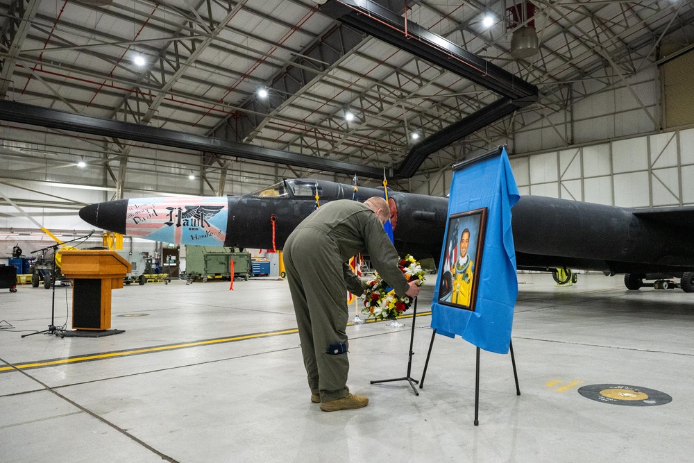 Pathfinders hold 30th anniversary memorial for Capt. David “Hawk” Hawkens