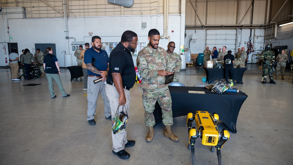 Boss Lift event gives employers a firsthand look at the Maryland National Guard
