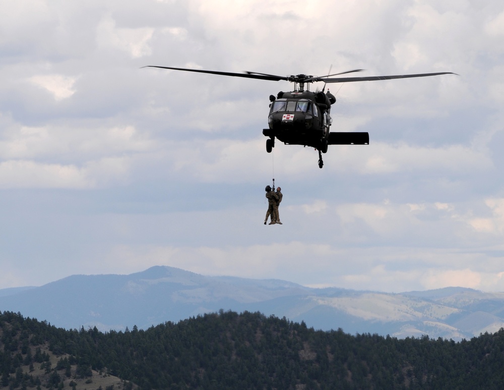 Soldiers of the 1-189th GSAB Conduct personnel recovery training