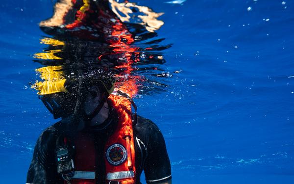 U.S. Coast Guard Air Station Barbers Point conducts training