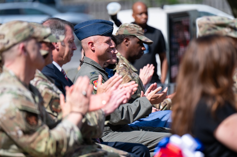 Scott partners with VA St Louis Healthcare System for new on-base clinic&amp;#xA;