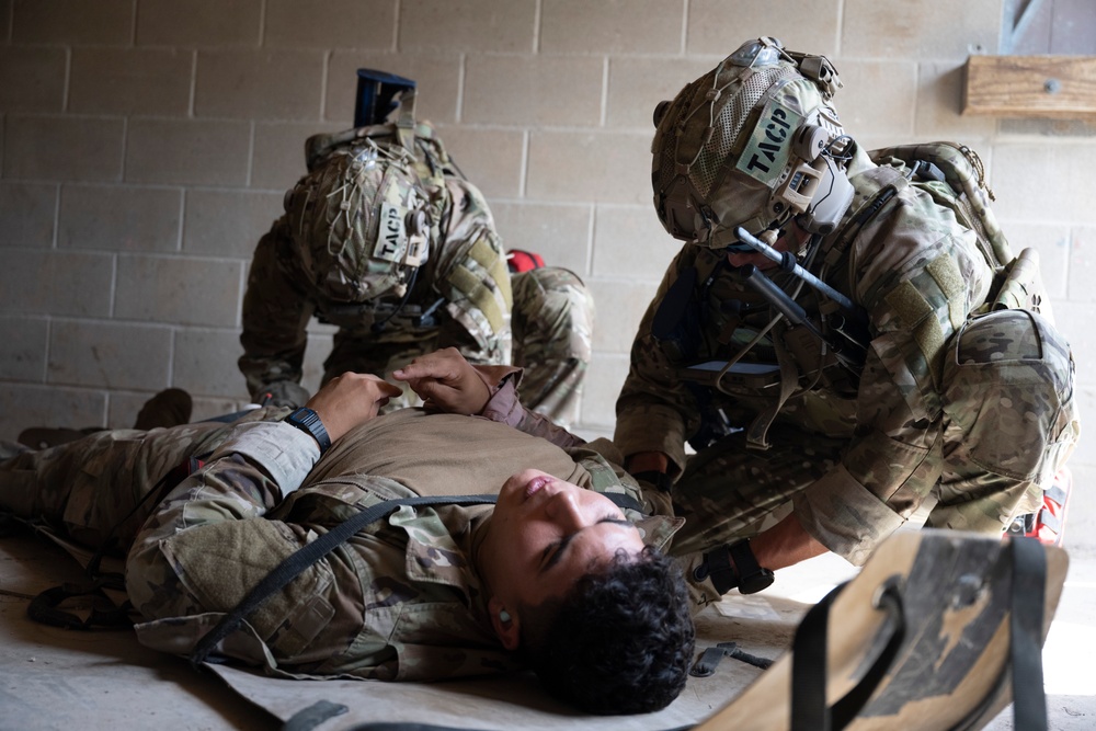 TACP Tactical Combat Casualty Care Combat Lifesaver Course