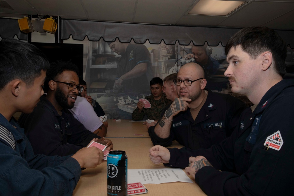 USS Kearsarge Hosts MWR Event