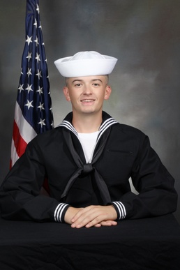 Yates Earns Military Excellence Award at Recruit Training Command