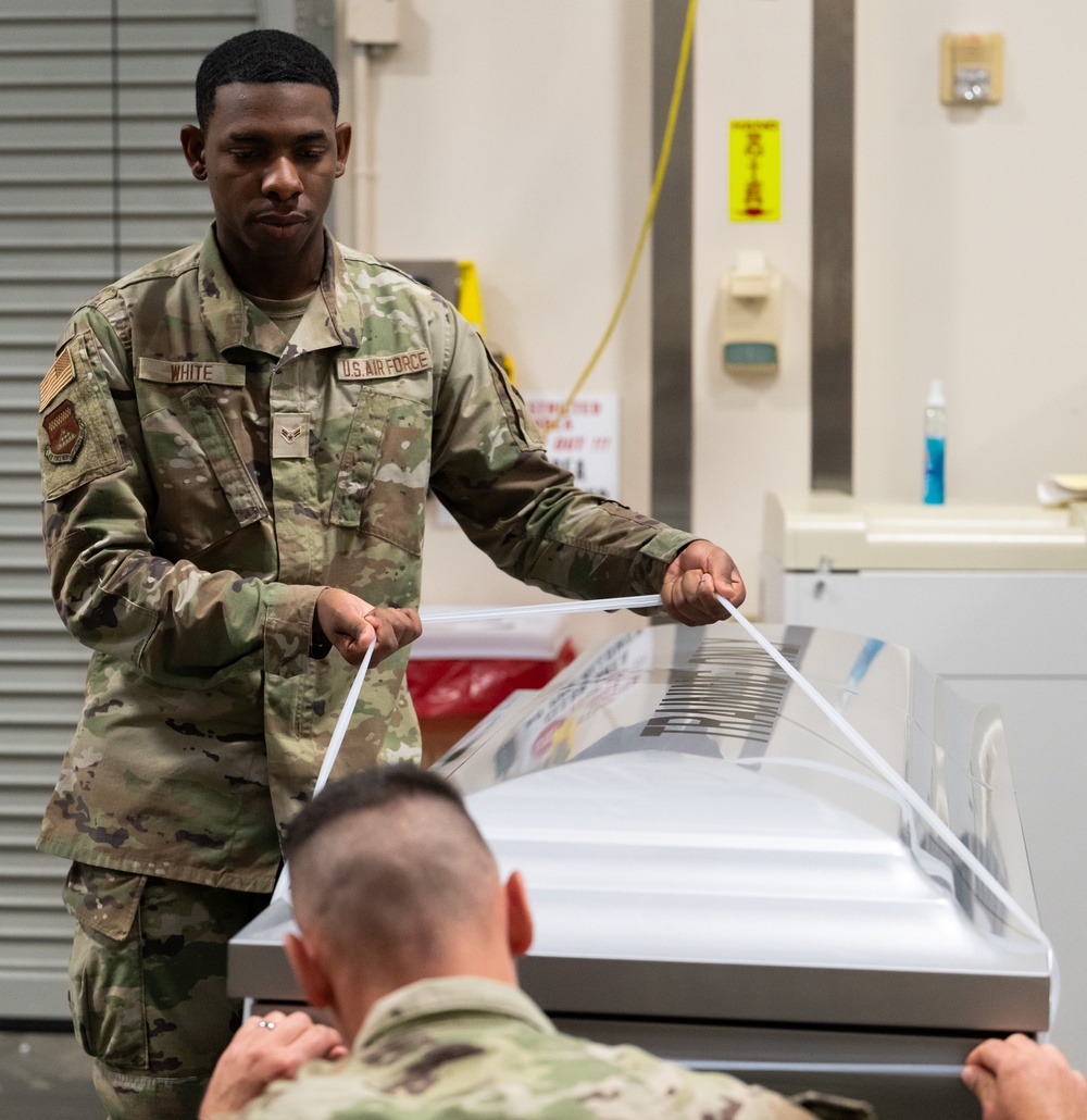 AFMAO Airman Trains on Casketing Procedures