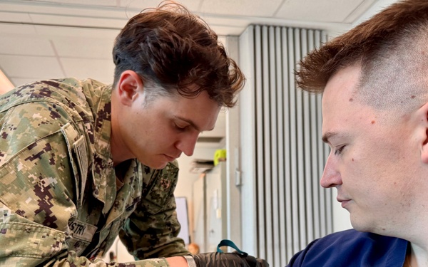 Whole Blood, Total Readiness: Program Prepares Sailors for Combat Trauma Care