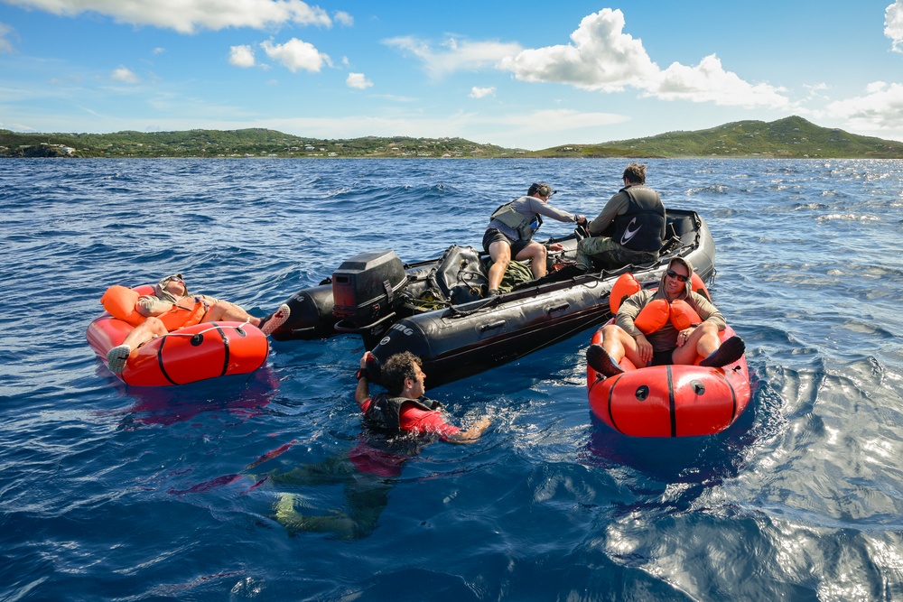 Emerald Warrior sharpens maritime skills for Kentucky Air Guard special operators in St. Croix