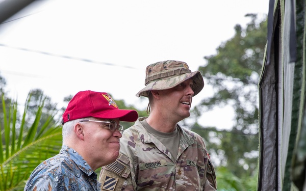 U.S. Ambassador Joins Soldiers for Lunch during Super Garuda Shield 25