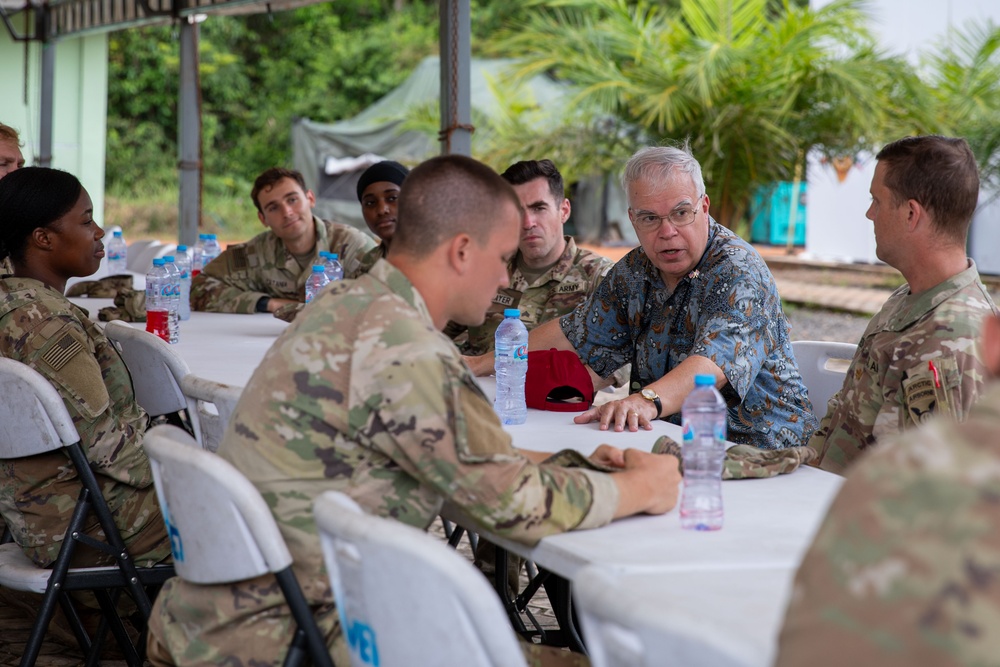 U.S. Ambassador Joins Soldiers for Lunch during Super Garuda Shield 25