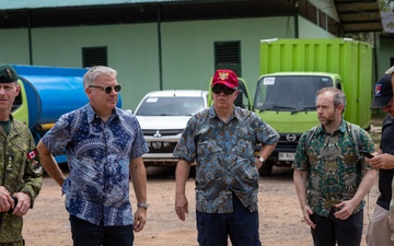 U.S. Ambassador Joins Soldiers for Lunch during Super Garuda Shield 25