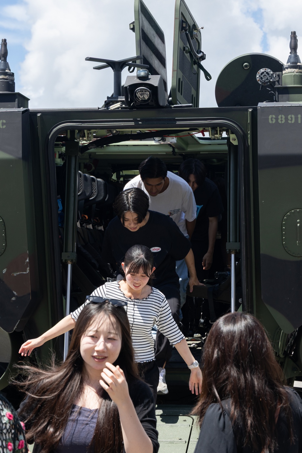 Senshu University Students Visit Camp Schwab