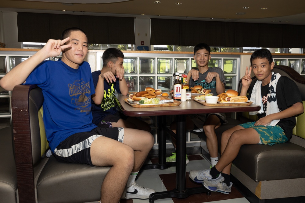 Local Japanese basketball teams play at Camp Foster