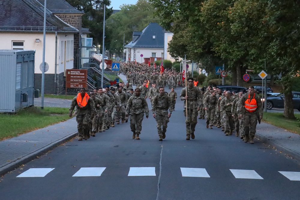 Soldiers of the 16th Special Troops Battalion Increase Physical Readiness