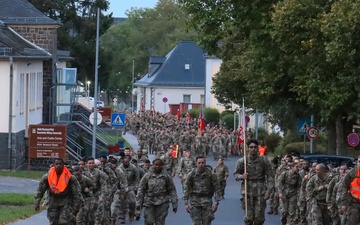 Soldiers of the 16th Special Troops Battalion Increase Physical Readiness