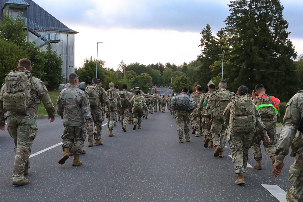 Soldiers of the 16th Special Troops Battalion Increase Physical Readiness