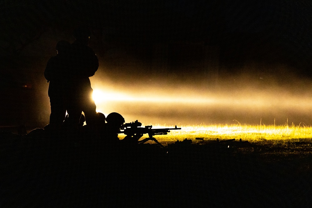 III MEF Support Battalion executes live-fire machine gun range