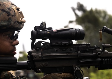 III MEF Support Battalion executes live-fire machine gun range