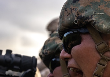 III MEF Support Battalion executes live-fire machine gun range