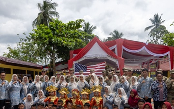 U.S., Canada, and Tentara Nasional Indonesia armed forces host ribbon cutting ceremony for local school during Super Garuda Shield 25