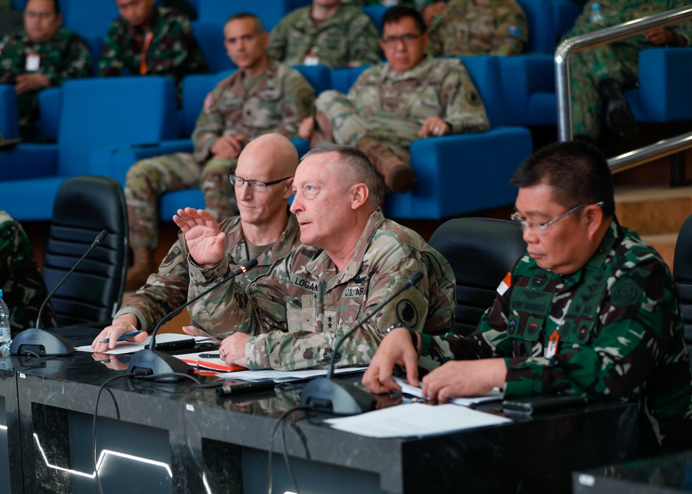 Hawaii Adjutant General visits Super Garuda Shield 25