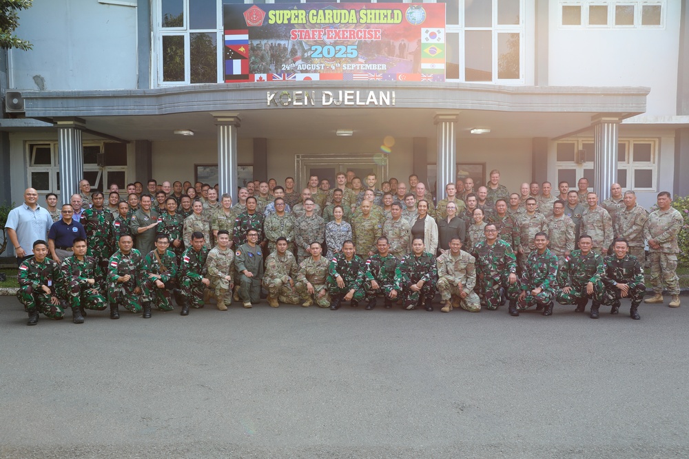 Super Garuda Shield 25 STAFFEX Group Photo
