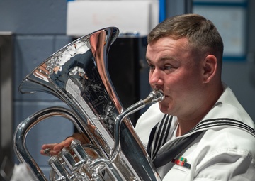 MU3 Wise Performs at Maui High School