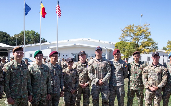 US and Romanian Soldiers Graduate Sabalauski Air Assault School at MKAB