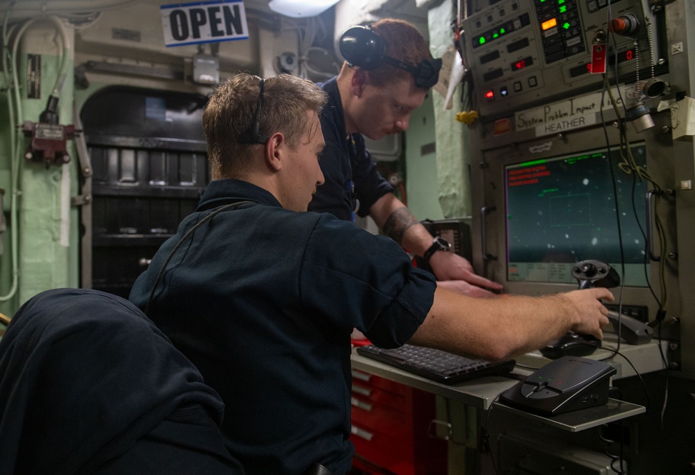 USS America (LHA 6) Conducts CIWS PACFIRE