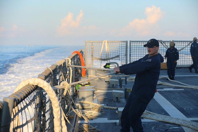 USS St. Louis Arrives in Florida to Support Homeland Security