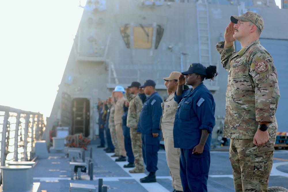 USS St. Louis Arrives in Florida to Support Homeland Security