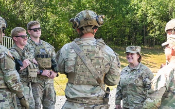 Maj. Gen. Laura McHugh visits Live Fire Shoot House Master Trainer Course