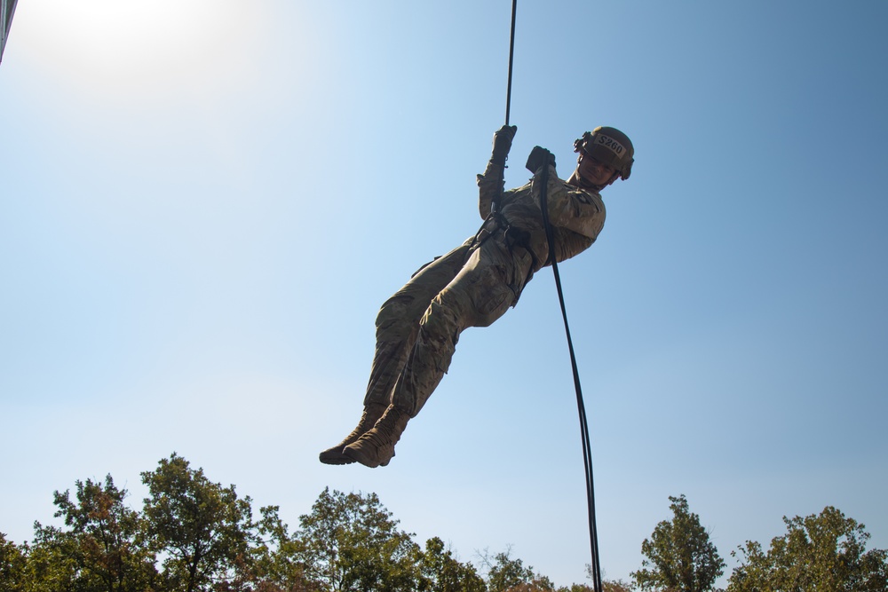Sabalauski Air Assault School Conducts Tower Rappels on Novo Selo Training Area, Bulgaria