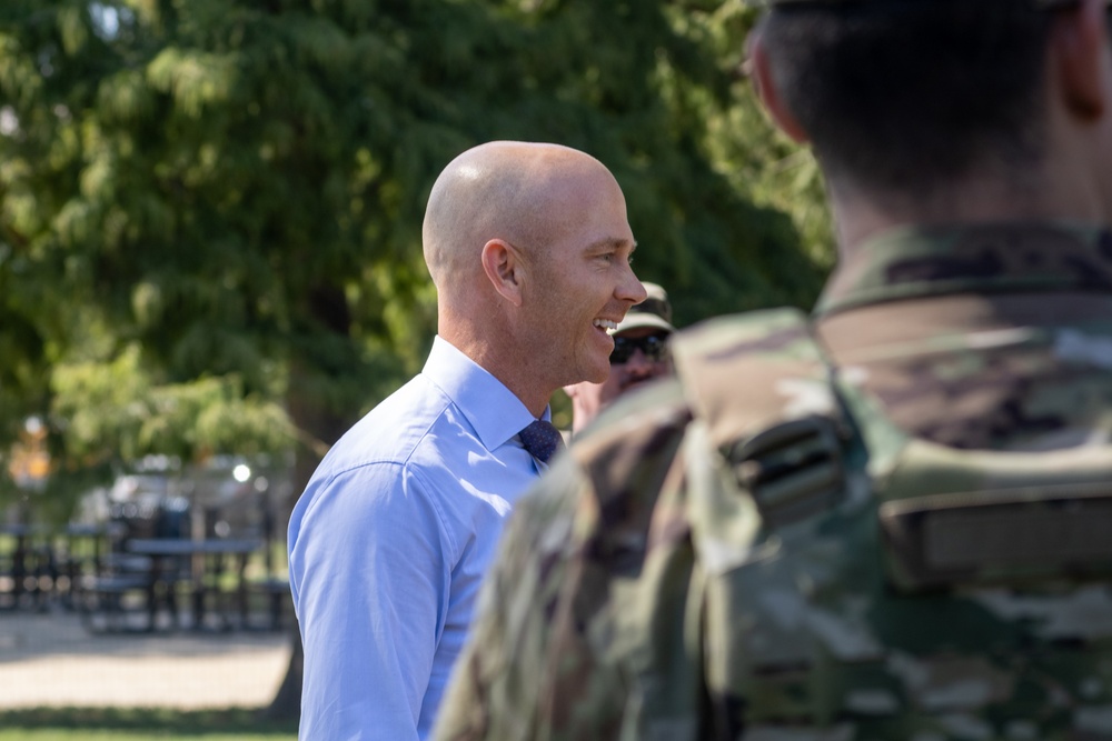South Carolina Representative William Timmons Visits South Carolina Soldiers In Washington D.C.