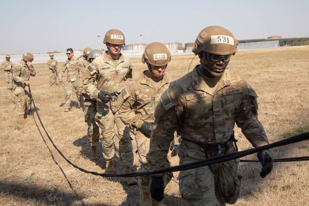 The Sabalauski Air Assault School Conducts UH-60 Black Hawk Rappels in Romania