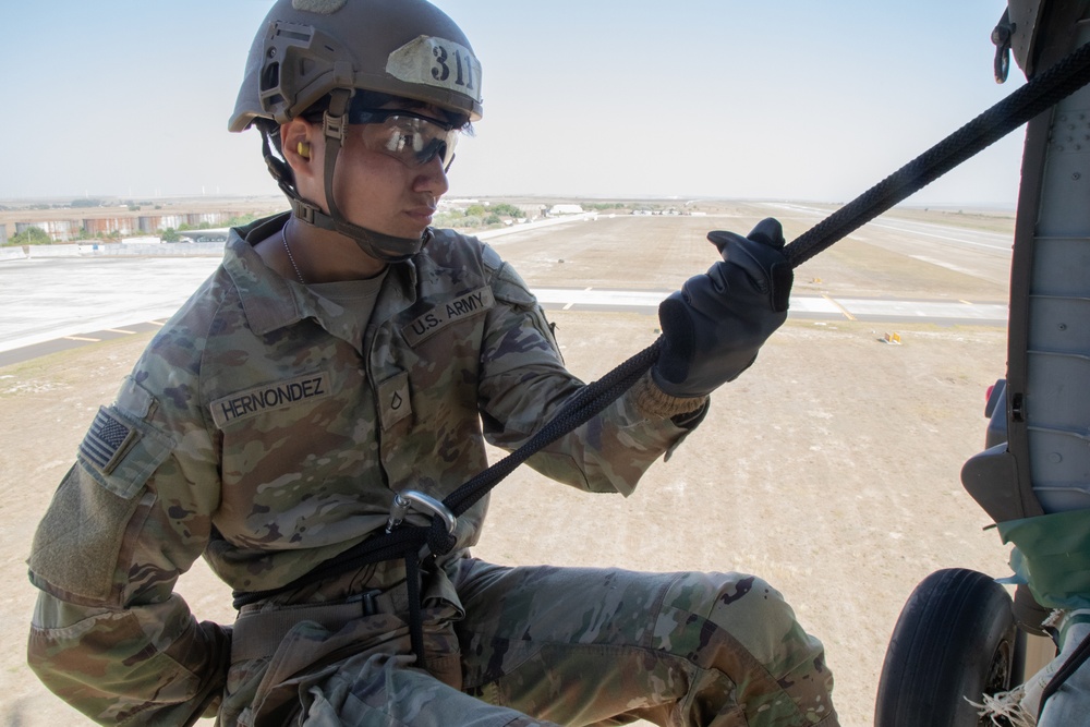 The Sabalauski Air Assault School Conducts UH-60 Black Hawk Rappels in Romania