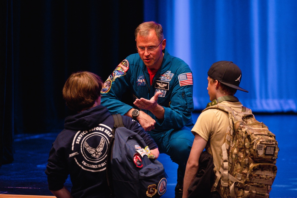 Astronaut inspires STEM students at Edwards Air Force Base