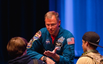 Astronaut inspires STEM students at Edwards Air Force Base