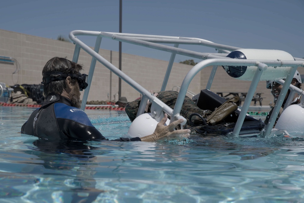 11th MEU Marines participate in Underwater Egress Training