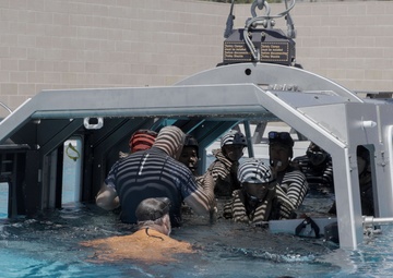 11th MEU Marines participate in Underwater Egress Training