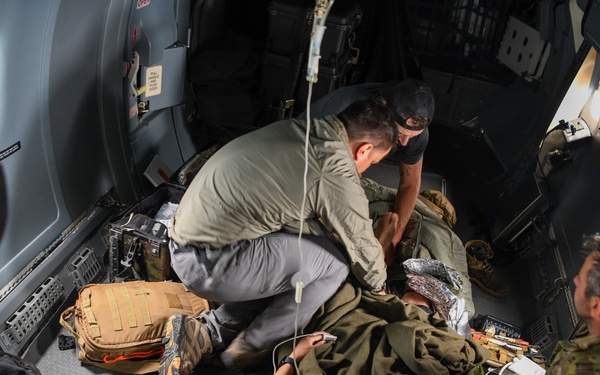 Joint Special Operations CASEVAC training enhances readiness during Arctic Edge 25