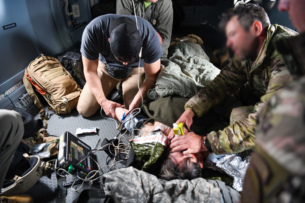 Joint Special Operations CASEVAC training enhances readiness during Arctic Edge 25