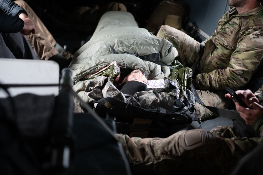 Joint Special Operations CASEVAC training enhances readiness during Arctic Edge 25
