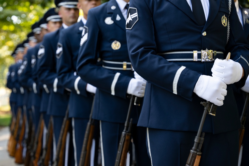 Polish President Karol Nawrocki Visits Arlington National Cemetery