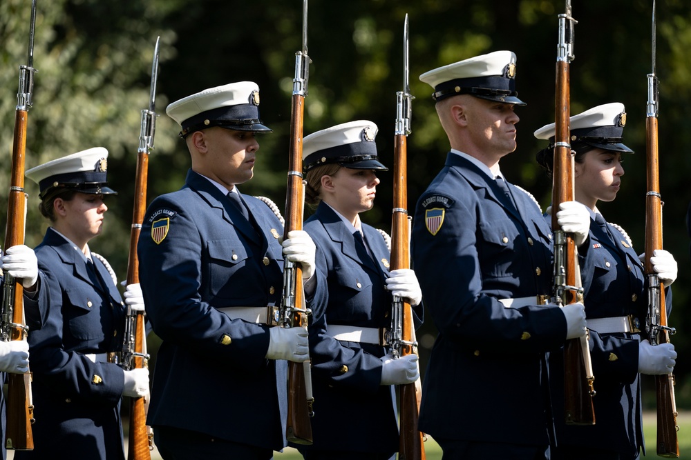 Polish President Karol Nawrocki Visits Arlington National Cemetery