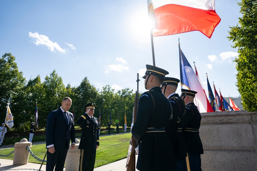 Polish President Karol Nawrocki Visits Arlington National Cemetery