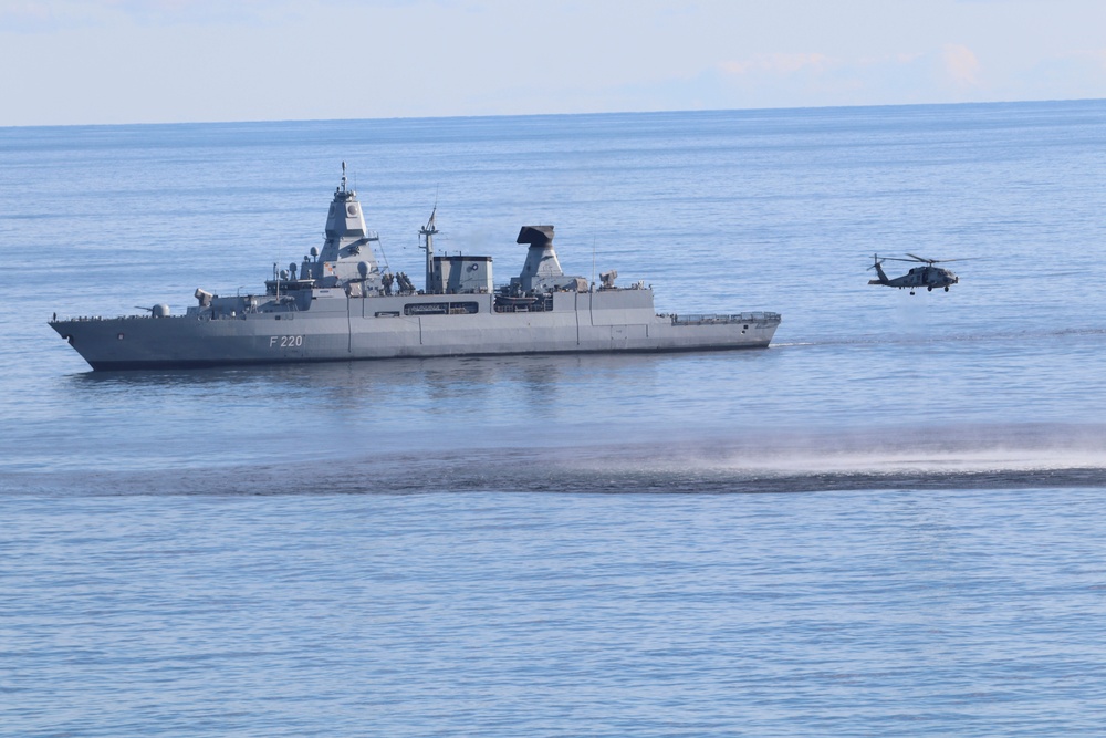German and U.S. Naval Forces Operate in the Barents Sea