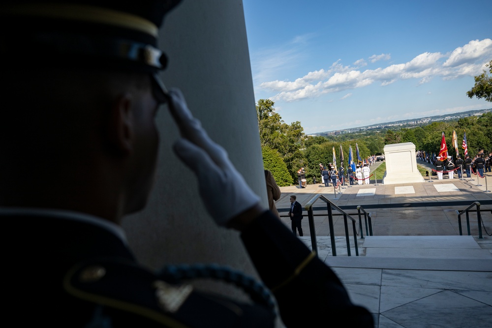 Polish President Karol Nawrocki Visits Arlington National Cemetery