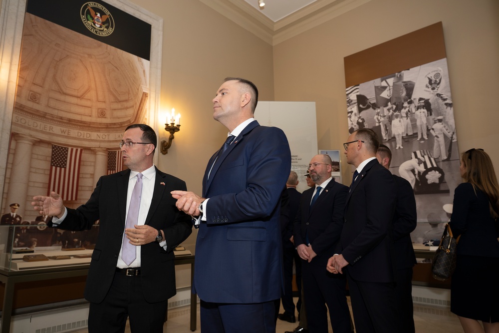 Polish President Karol Nawrocki Visits Arlington National Cemetery
