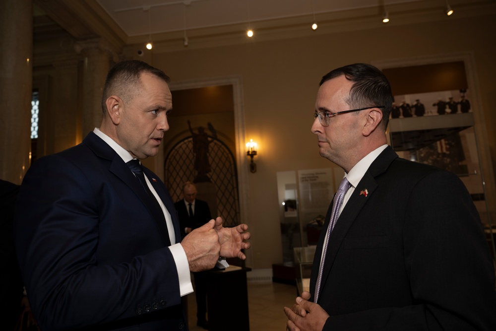 Polish President Karol Nawrocki Visits Arlington National Cemetery