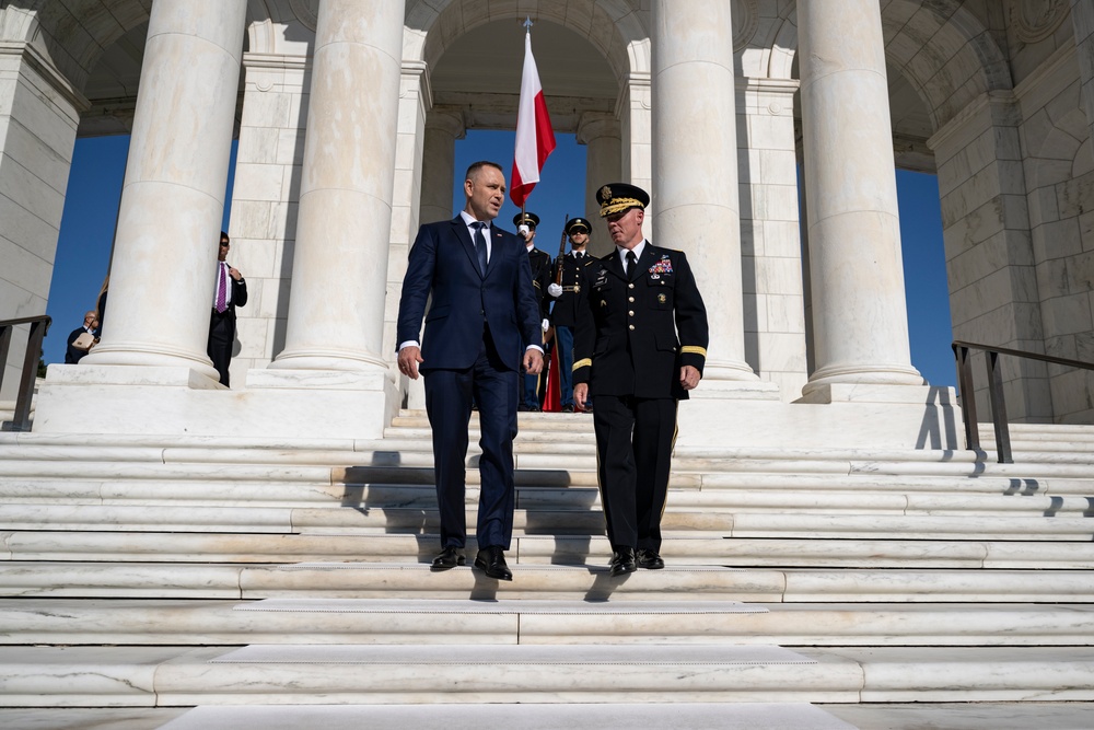 Polish President Karol Nawrocki Visits Arlington National Cemetery